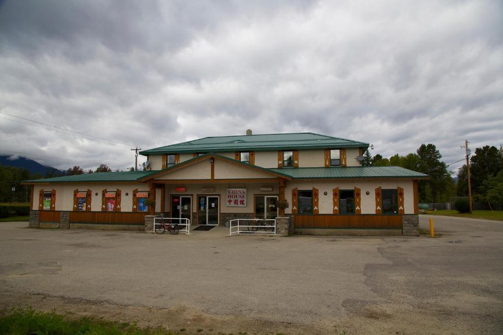 Valemount Hotel Екстер'єр фото